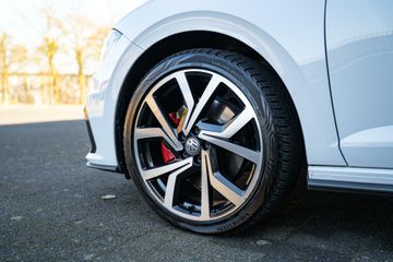 Voertuigafbeelding 9