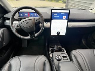 Voertuigafbeelding 10