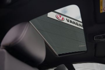 Voertuigafbeelding 12