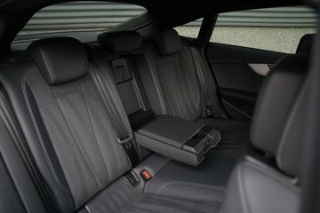 Voertuigafbeelding 38