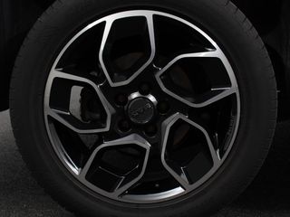 Voertuigafbeelding 28