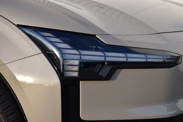 Voertuigafbeelding 8