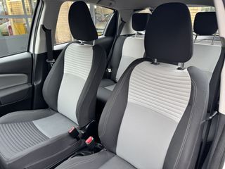 Voertuigafbeelding 3