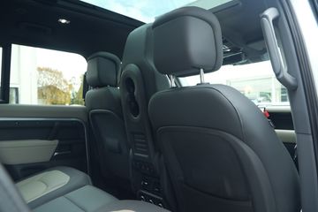 Voertuigafbeelding 15