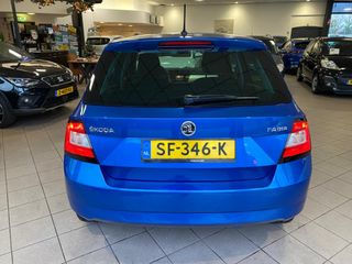 Voertuigafbeelding 6