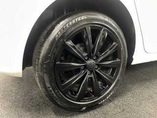 Voertuigafbeelding 17