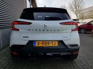 Voertuigafbeelding 5