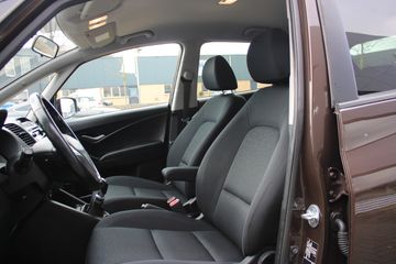 Voertuigafbeelding 12