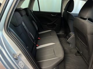 Voertuigafbeelding 42