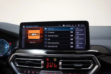 Voertuigafbeelding 26