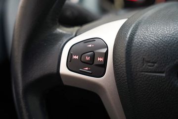 Voertuigafbeelding 12