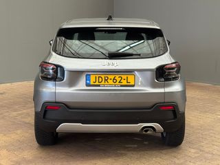 Voertuigafbeelding 5