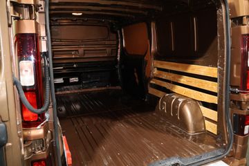 Voertuigafbeelding 11