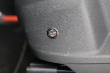 Voertuigafbeelding 26