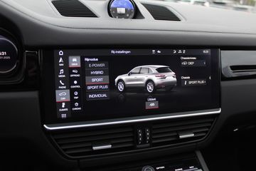 Voertuigafbeelding 23