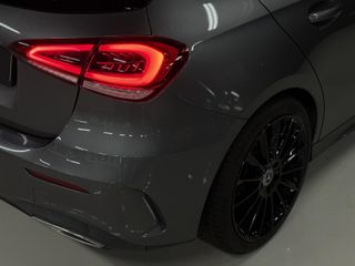 Voertuigafbeelding 7