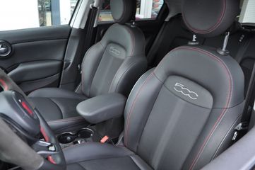 Voertuigafbeelding 16