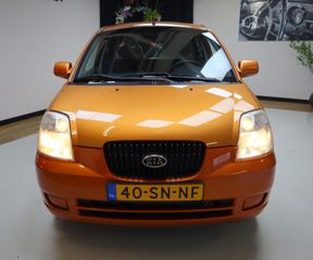 Voertuigafbeelding 10