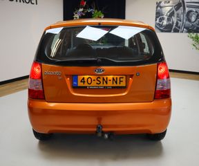 Voertuigafbeelding 17