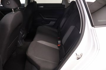 Voertuigafbeelding 8