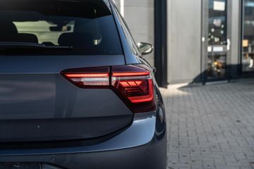 Voertuigafbeelding 13