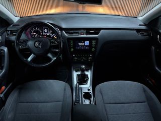 Voertuigafbeelding 9