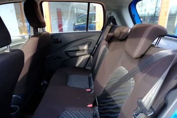 Voertuigafbeelding 17