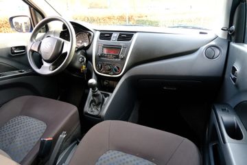 Voertuigafbeelding 4