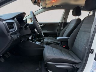 Voertuigafbeelding 7