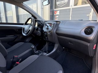 Voertuigafbeelding 12