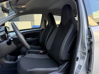 Voertuigafbeelding 16