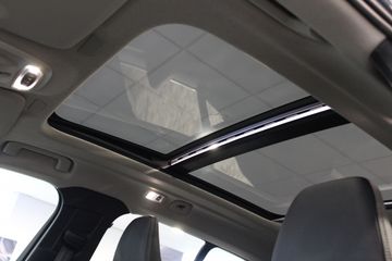 Voertuigafbeelding 6