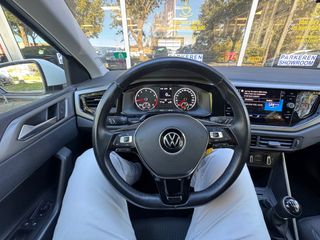 Voertuigafbeelding 12