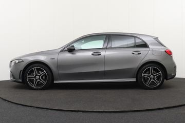 Voertuigafbeelding 4