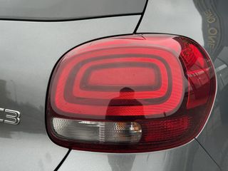 Voertuigafbeelding 38