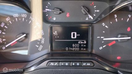 Voertuigafbeelding 19