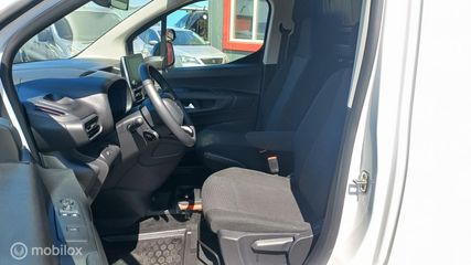 Voertuigafbeelding 9