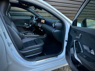 Voertuigafbeelding 24