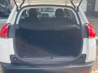 Voertuigafbeelding 12