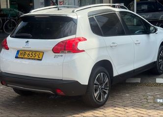 Voertuigafbeelding 2