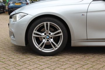 Voertuigafbeelding 13