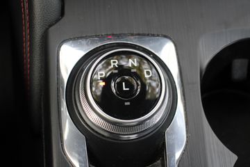 Voertuigafbeelding 24