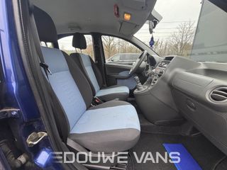 Voertuigafbeelding 8