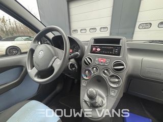 Voertuigafbeelding 9