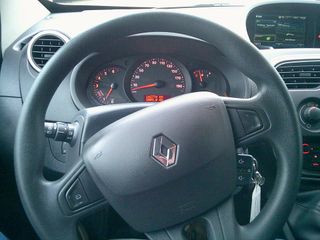 Voertuigafbeelding 12