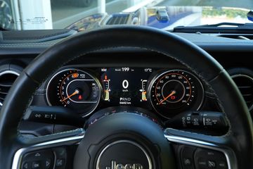 Voertuigafbeelding 5