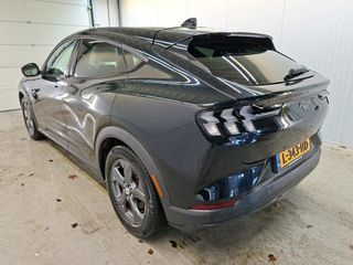 Voertuigafbeelding 2