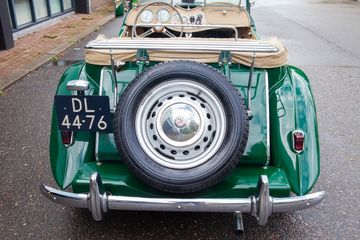 Voertuigafbeelding 14