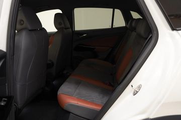 Voertuigafbeelding 10