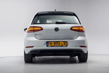 Voertuigafbeelding 38